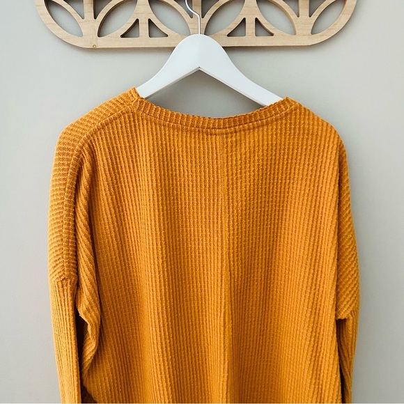 Urban Outfitters Jojo Oversized Waffle Knit Top Orange/Yellow Sz Medium - Picture 8 of 9